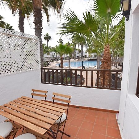 Book Jet - Oasis Pool View Apartment Corralejo Buitenkant foto