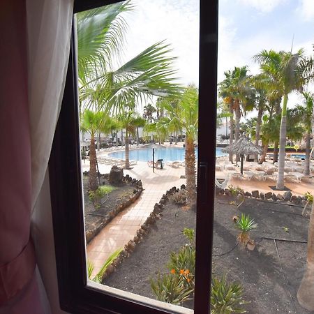 Book Jet - Oasis Pool View Apartment Corralejo Buitenkant foto