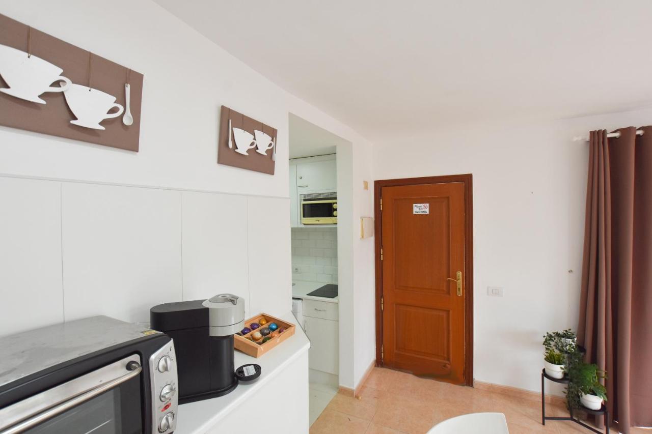 Book Jet - Oasis Pool View Apartment Corralejo Buitenkant foto