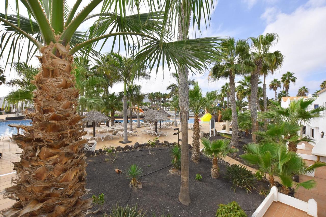 Book Jet - Oasis Pool View Apartment Corralejo Buitenkant foto