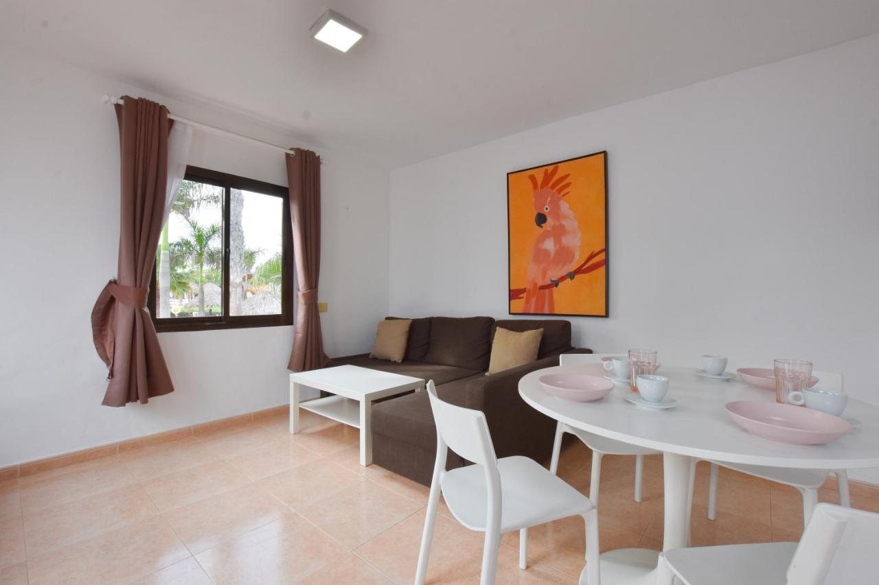 Book Jet - Oasis Pool View Apartment Corralejo Buitenkant foto