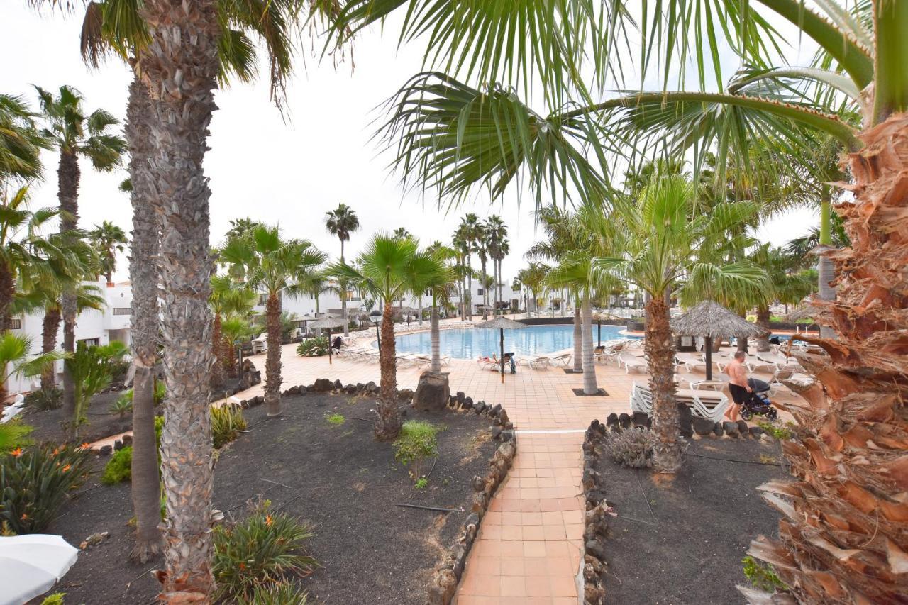 Book Jet - Oasis Pool View Apartment Corralejo Buitenkant foto